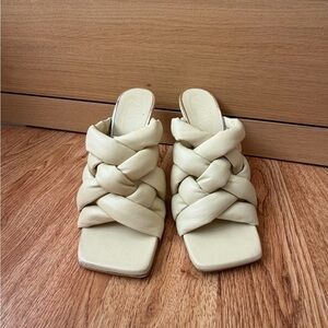 Zara Women's Leather Braided Cream Mules